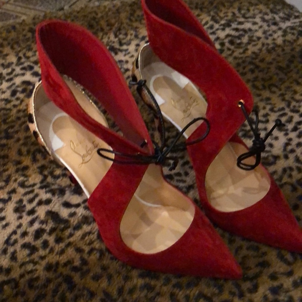 Christian Louboutin  9’s NEW.